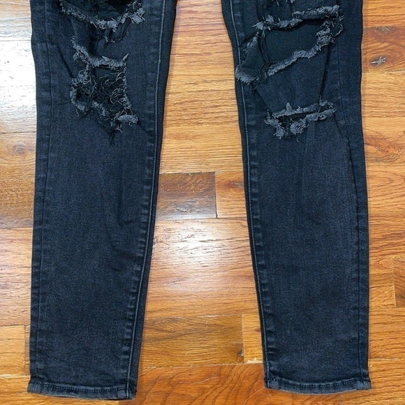 AMERICAN Eagle Next Level Stretch Distressed Ripped Goth Black Jeans 10 Short - Picture 5 of 16